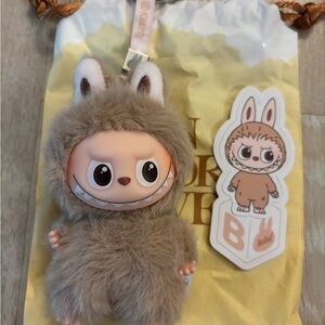 Labubu Pin for Love - B